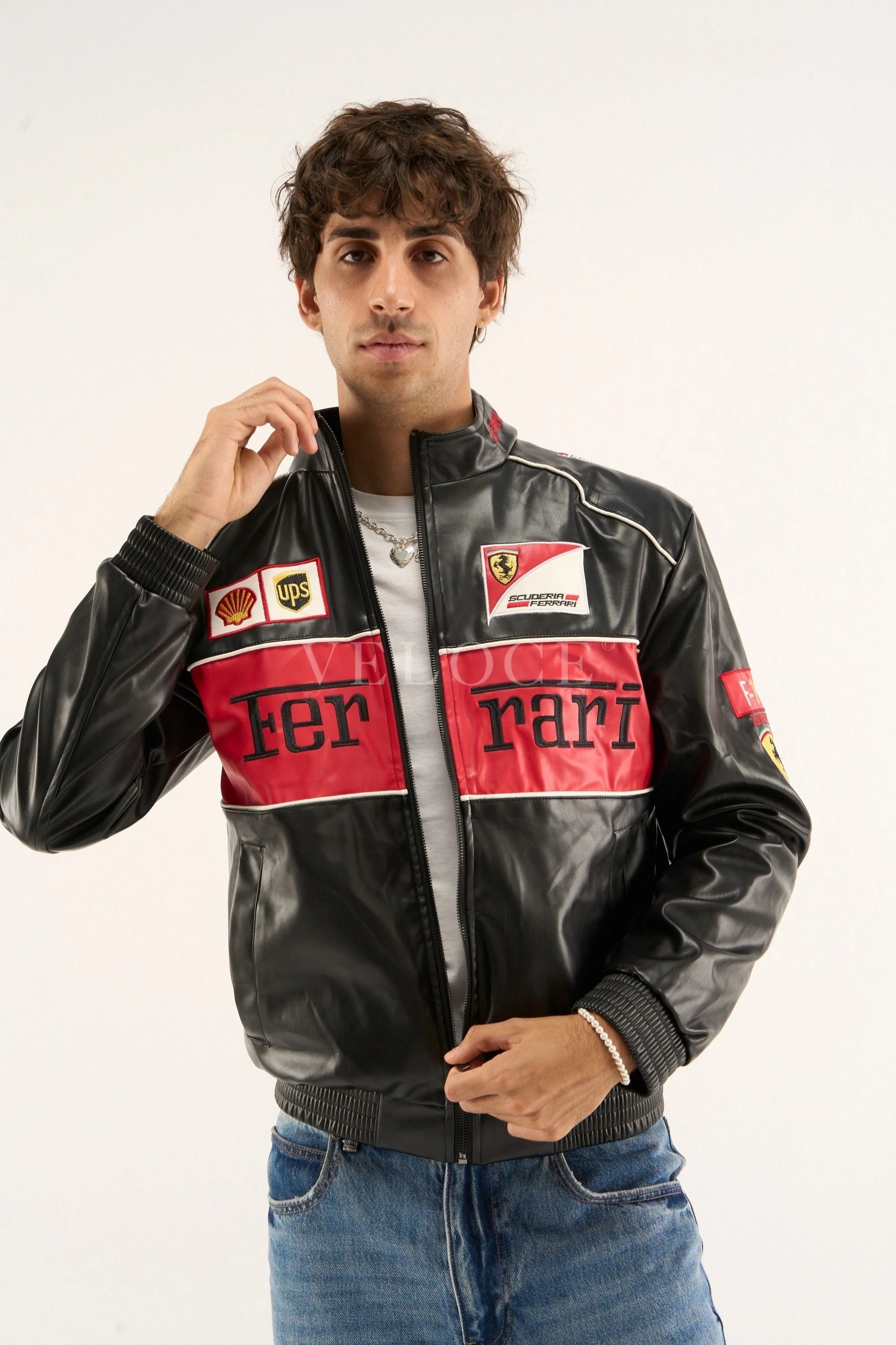 ferrari-f1-black-red-vegan-